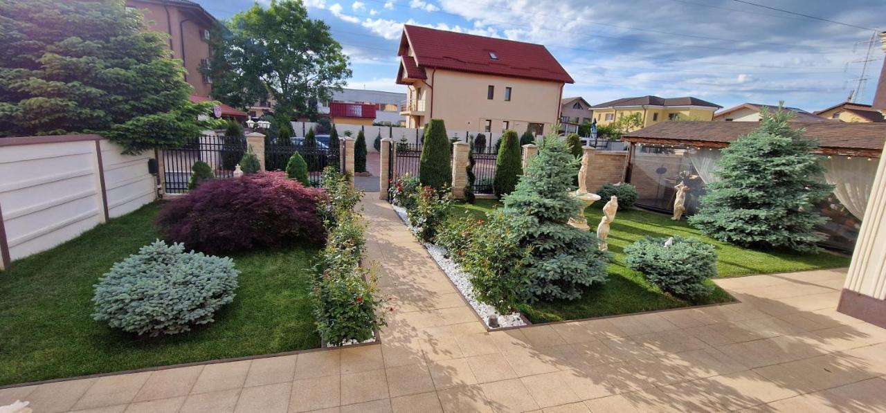 Pensiunea Casa Simoni Плоещ Екстериор снимка