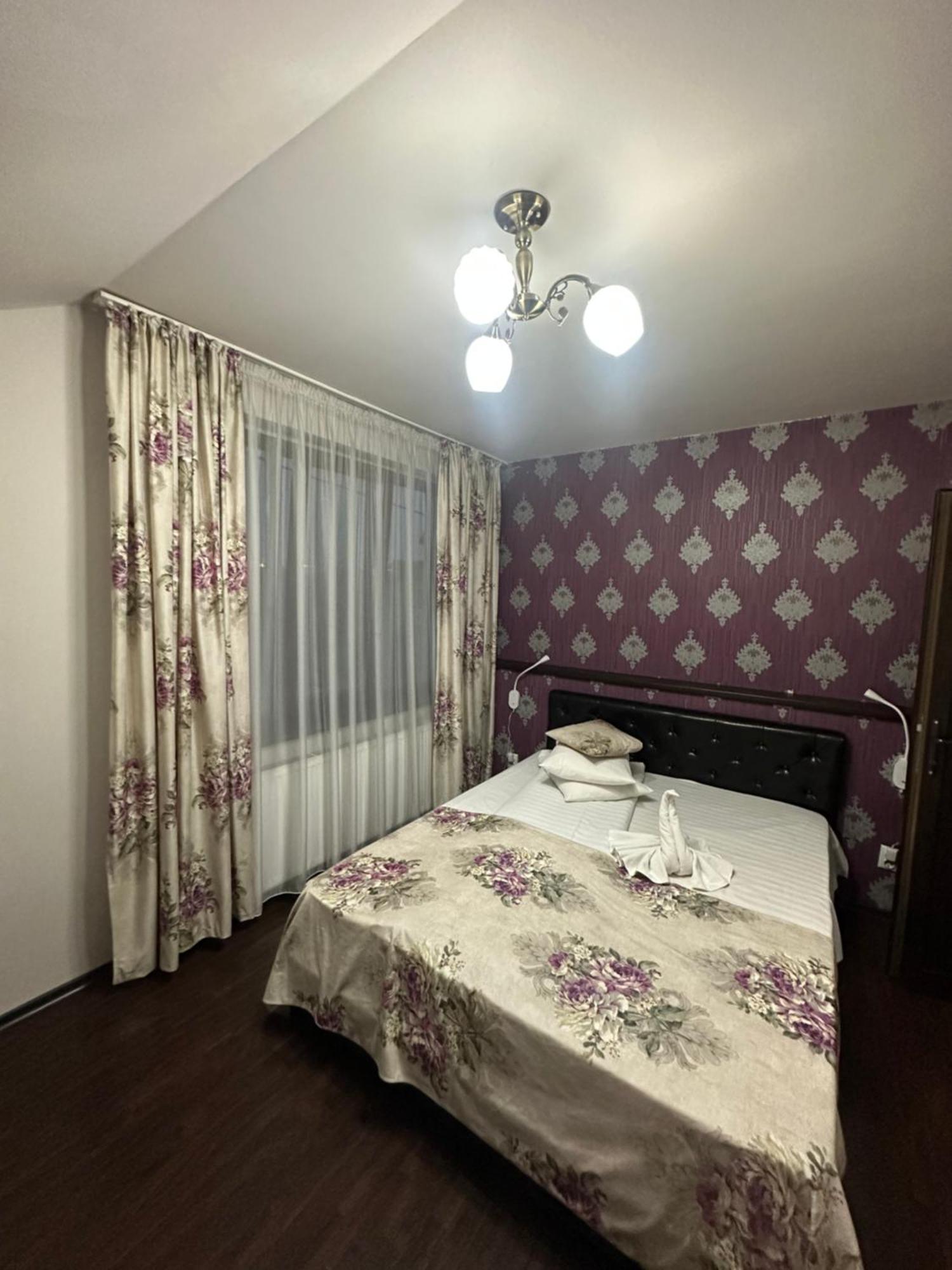 Pensiunea Casa Simoni Hotel Плоещ Екстериор снимка